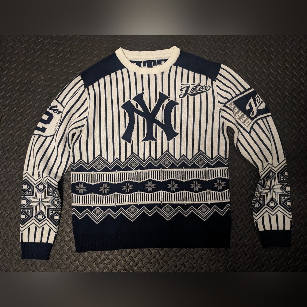 Forever Collectibles Navy and White New York Yankees Crewneck Sweater